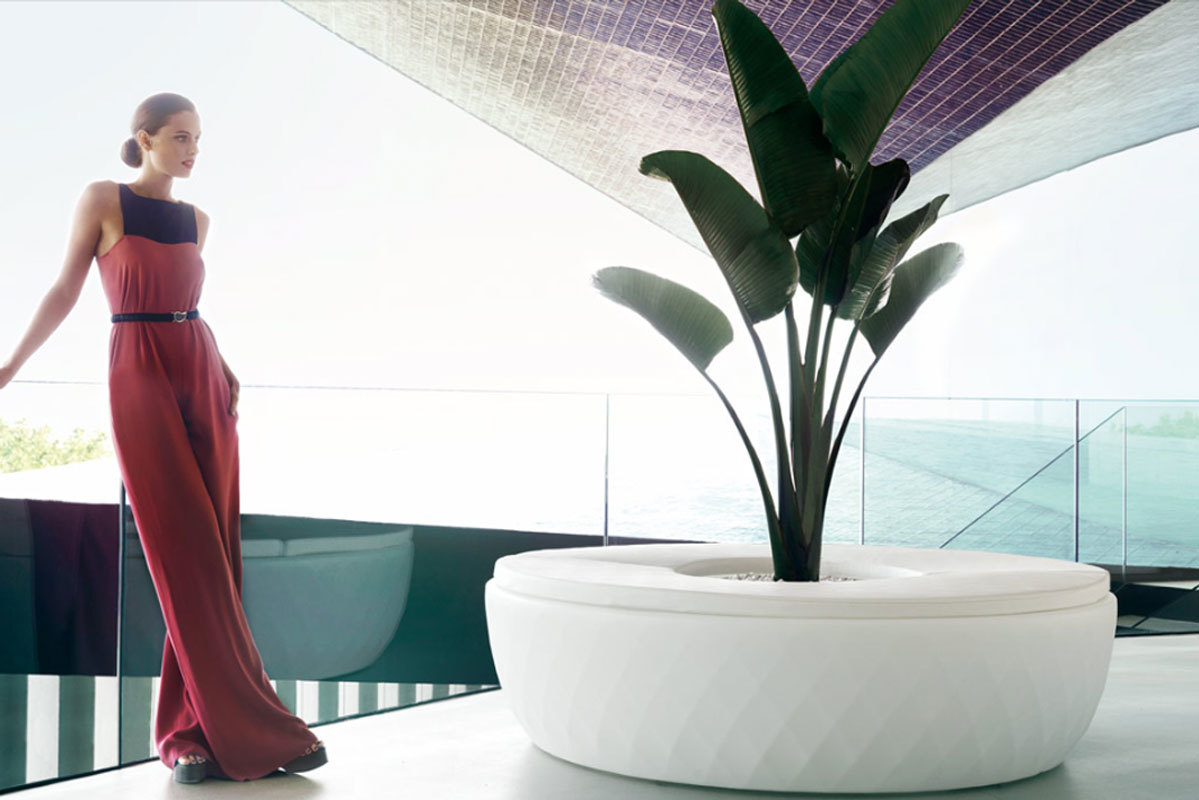 Vases Island Bench - Image 7