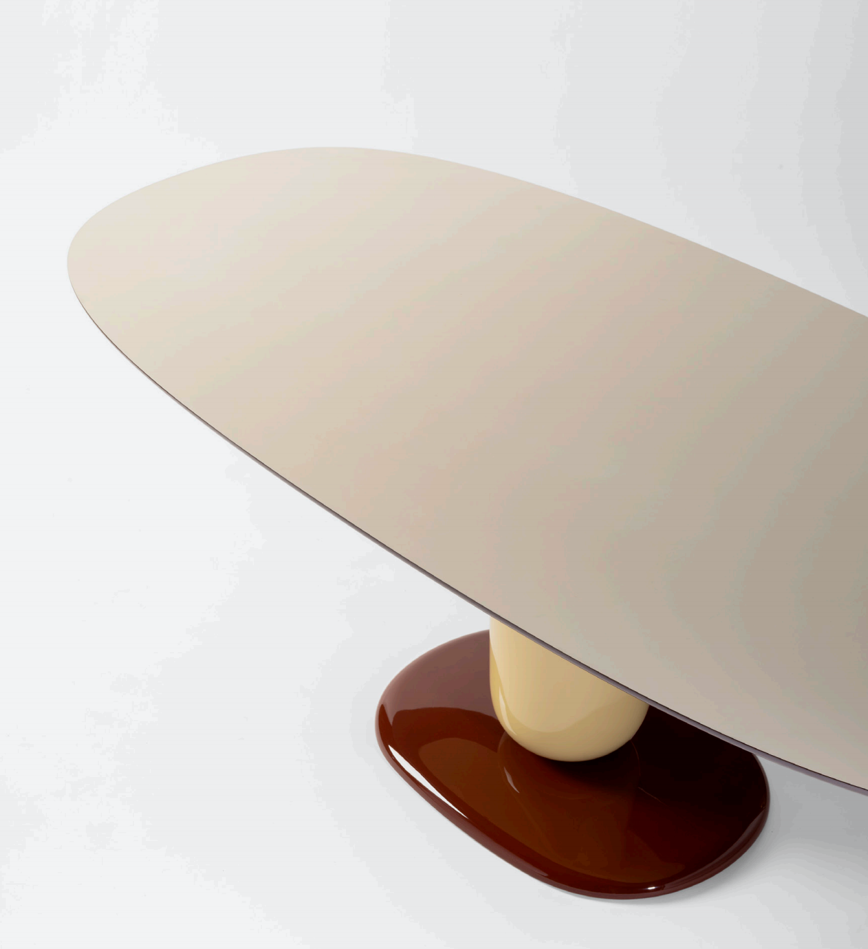 Explorer Dining Table - Image 5