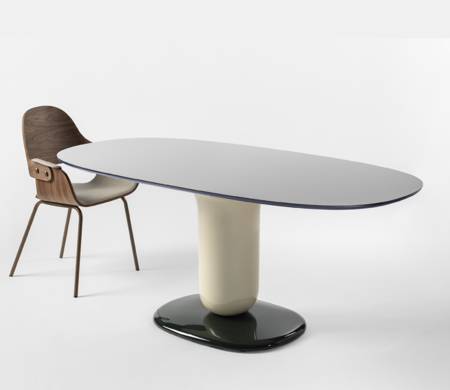 Explorer Dining Table - Image 6