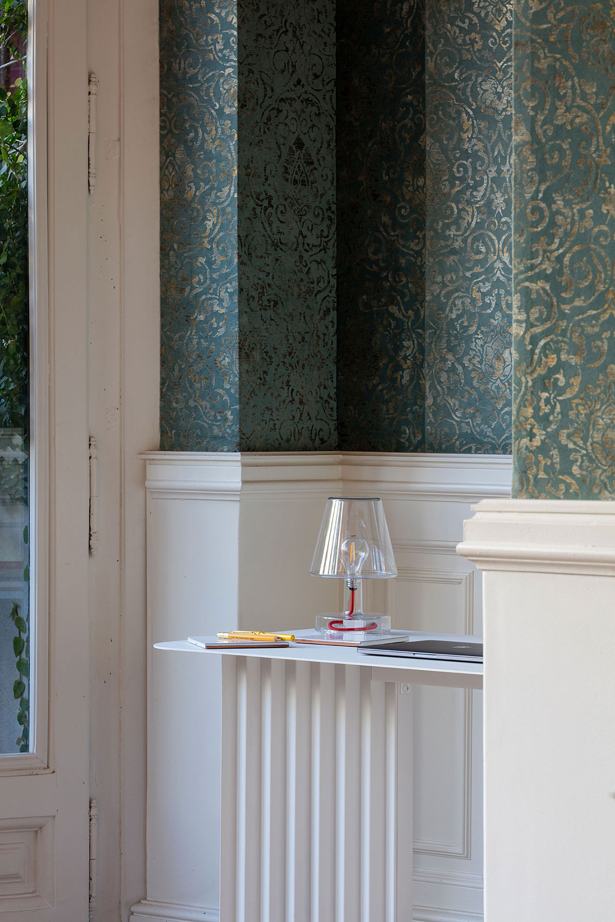 Plec Steel Desk - Image 4