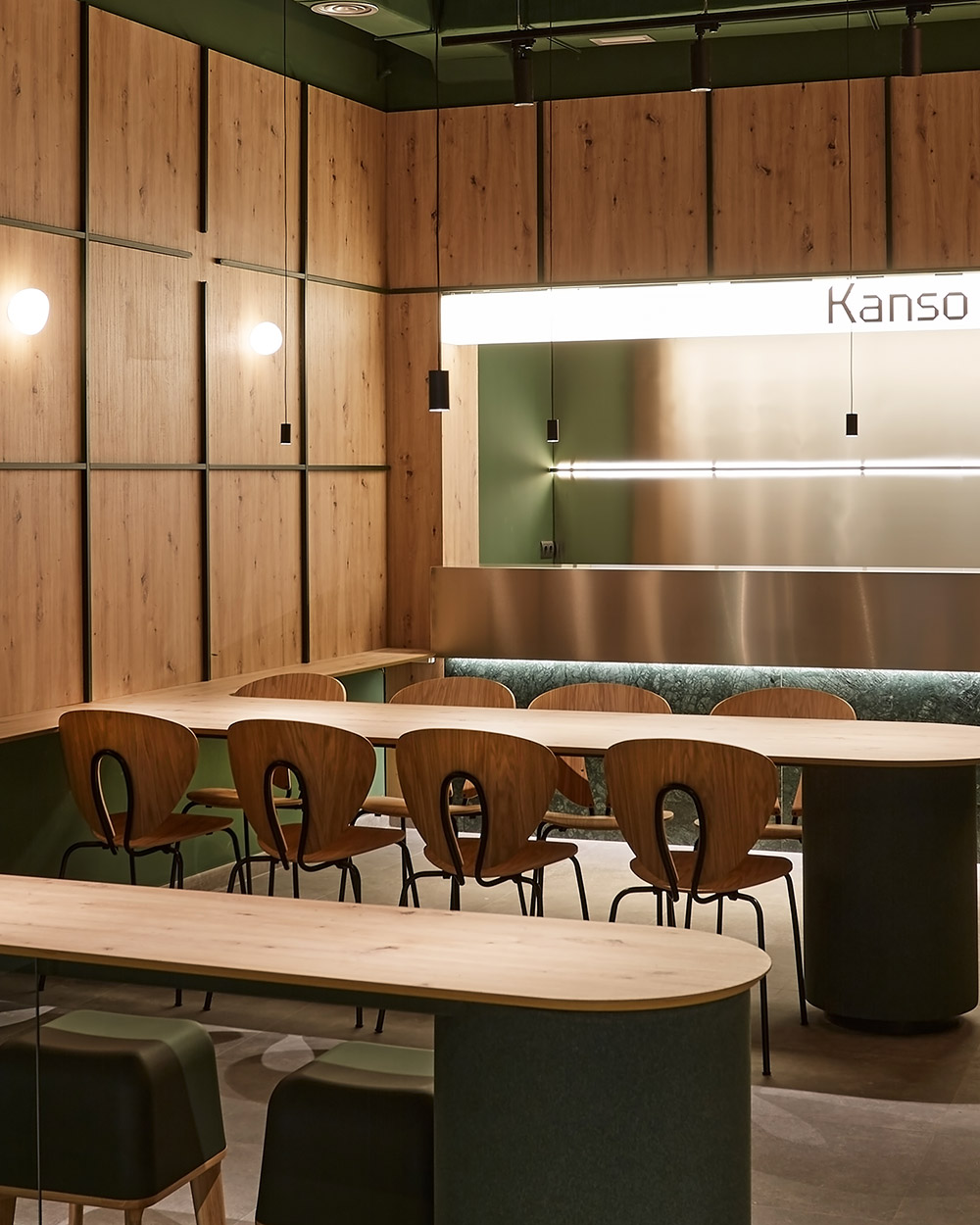 Globus Stool - Image 5