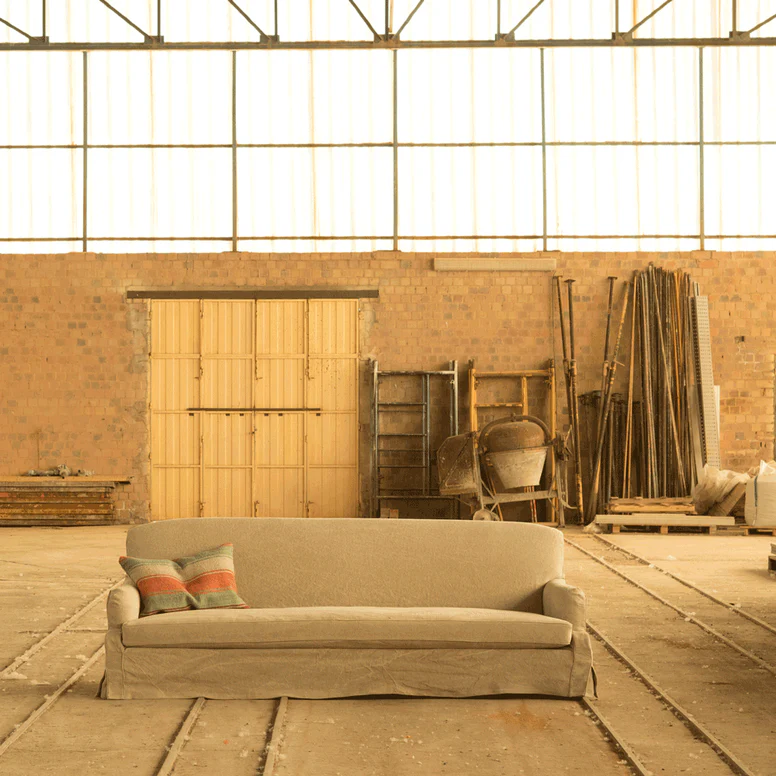 Clubman Sofa - Image 4